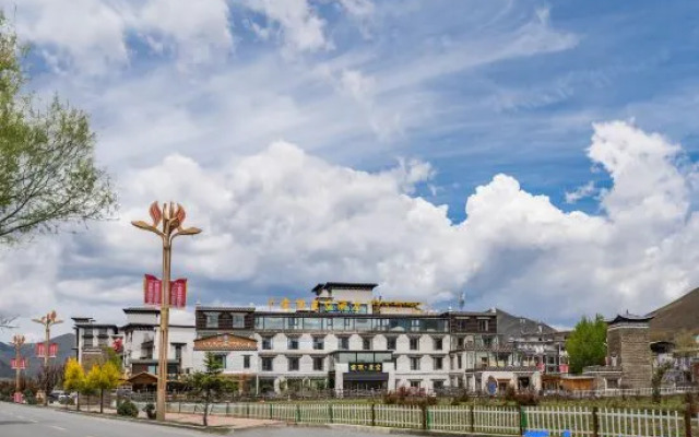 Cloud Top Starry Sky Hotel