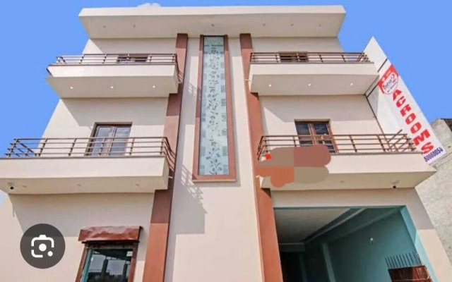 The Crown Hotel