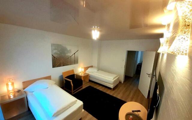 Modernes Apartment Metzingen 2