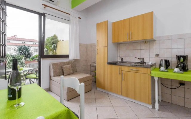 Studio Apartments Romina
