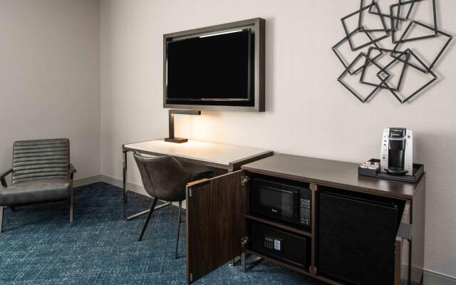 Holiday Inn Express Boston South - Quincy by IHG
