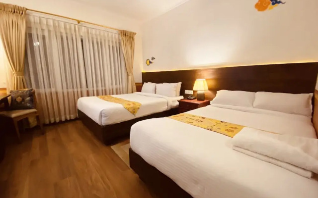 Three Jewels Boutique Hotel