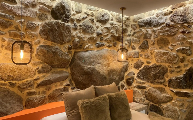 As Penedas, Casa dos Arcos