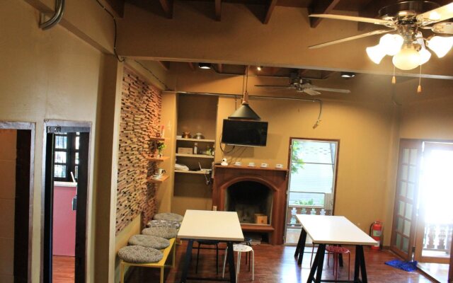 Oyo 668 Norn Plearn Hostel