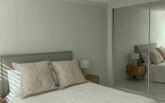 Condor Surfers - Coastal Letting Co