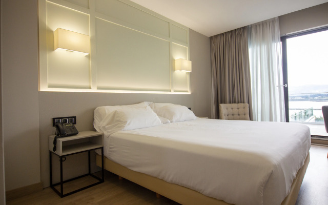 Oca Playa de Foz Hotel & Spa