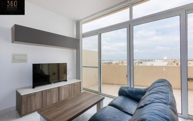 Comfy sofa, Super Penthouse with comfortable BED 360 Estates