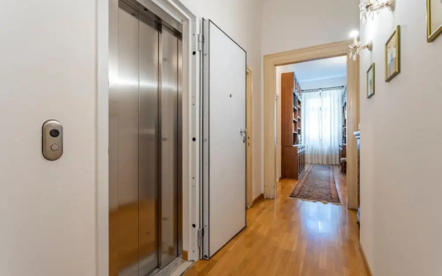 Castello & Piazza della Libertà Olimpia Elegant Flat