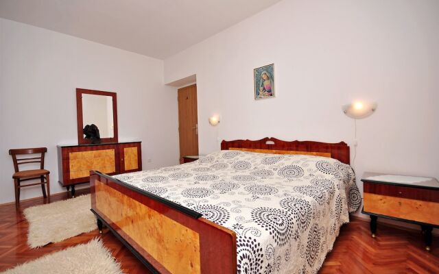 Apartments Iva