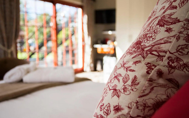 The Browns' Luxury Guest Suites