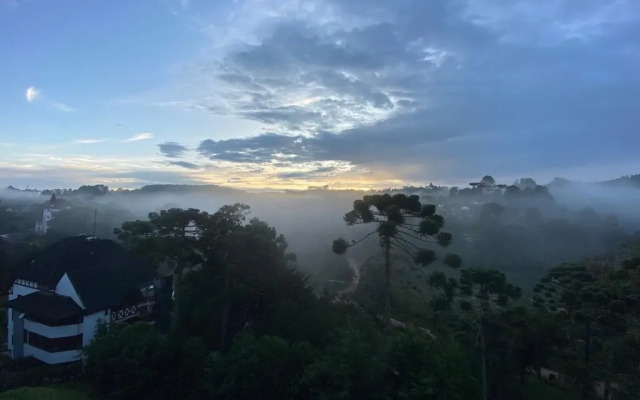 Pousada Alpes Azul