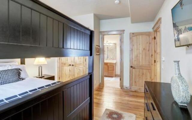 Placer Ridge Lookout Apartment