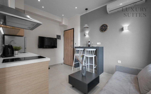 Wall Street Apartments, The Luxury Suites