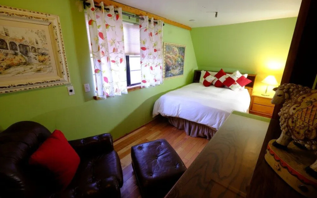 Yosemite Guest Houses