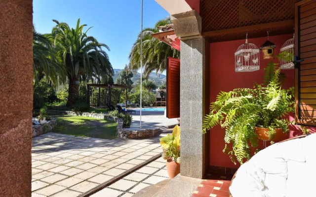 Finca Madronal with Pool in Gran Canaria