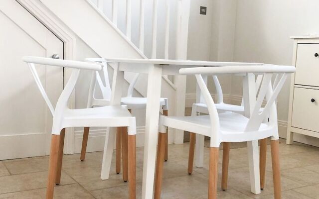 Windsor Mews by Stay Focused SA