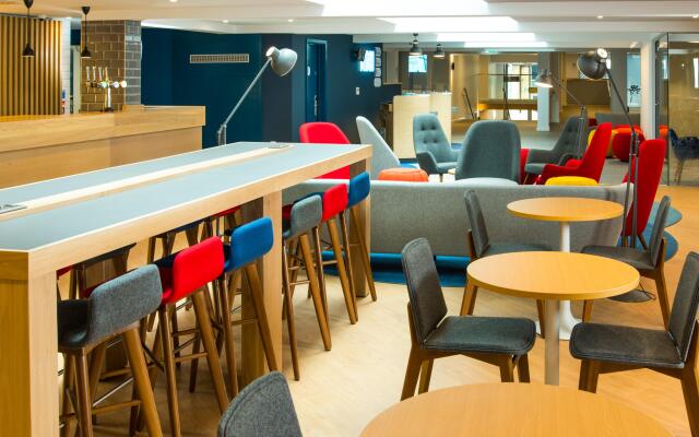 Holiday Inn Express Swindon City Centre by IHG