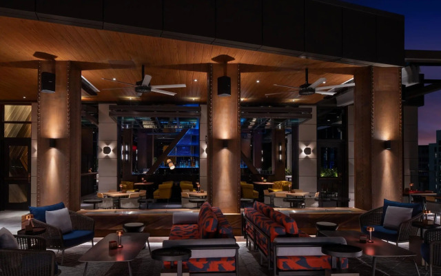 Element San Antonio Riverwalk