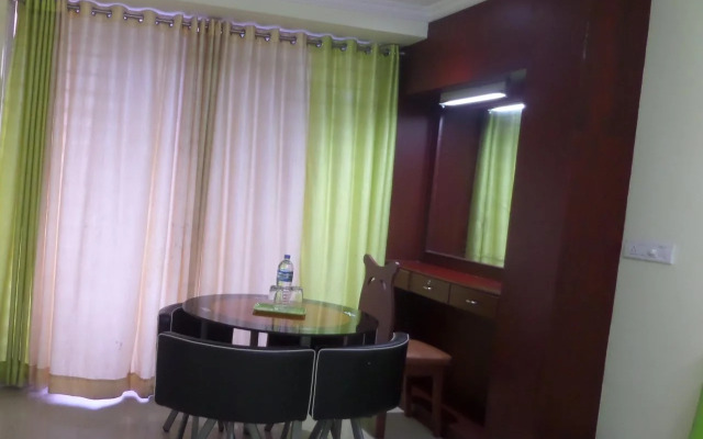 Hotel Revis Heights