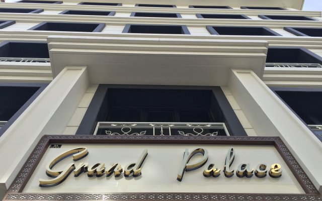 Grand Palace Hotel