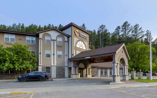 Comfort Inn & Suites Mt. Rushmore