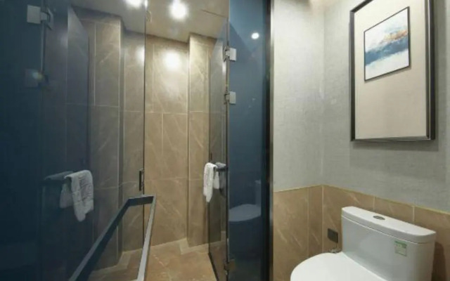 Rezen Dong Hotel (Xi'an Bell Tower Provincial Government Store)