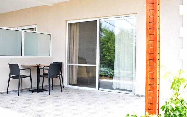 Saranda Teras Pansiyon