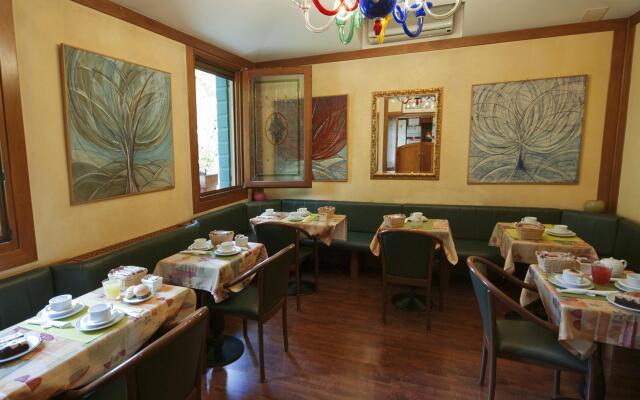 Antica Villa Graziella Hotel