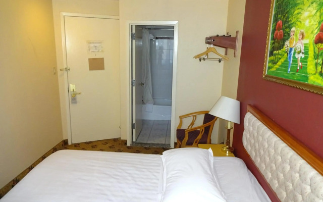 Flushing Hotel