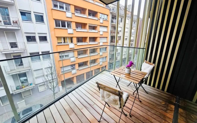 Cosy Terrace Studio close to city center
