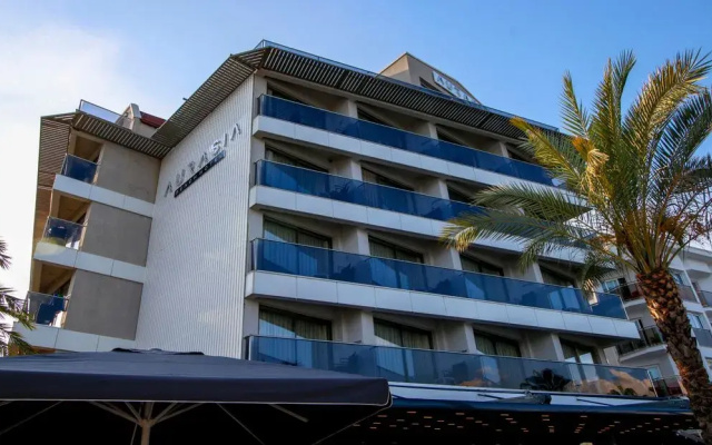 Aurasia Beach Hotel