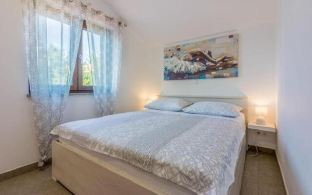 Apartment Anton RI 31 pax
