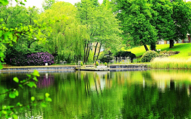 The Inn on the Lake Hotel