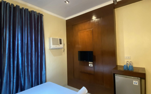 Vicente Aguirre Rooms