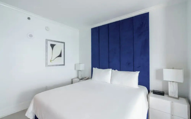 Residences at Fontainebleau Miami