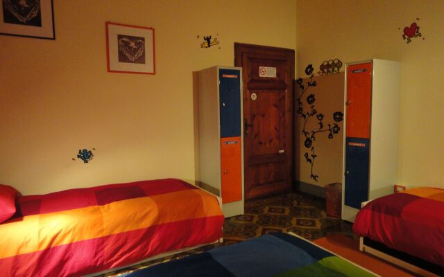 Hostel Pisa Tower