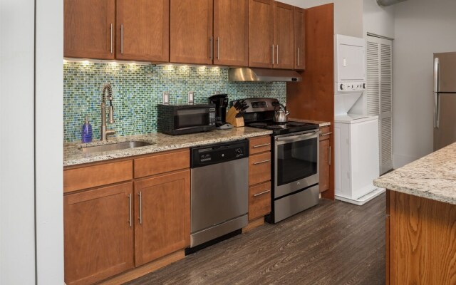 Apartments At 1531 Washington Ave
