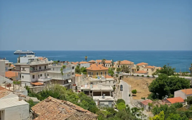 Sea City and Mountain View Apartment