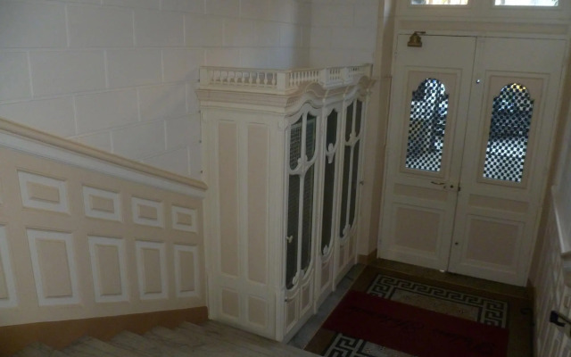 Hotel Victor Hugo