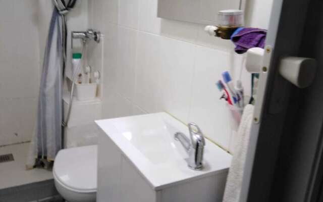 Laurel Apartment