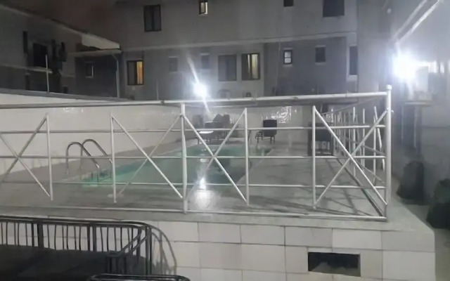 DeGrosvenor Hotel and Suites Lagos