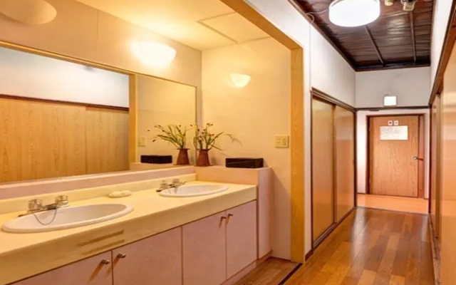 Kappo Ryokan Shiratame Ryokan