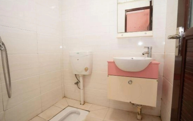 Mengyuan Hotel – Bathroom – Wuhan