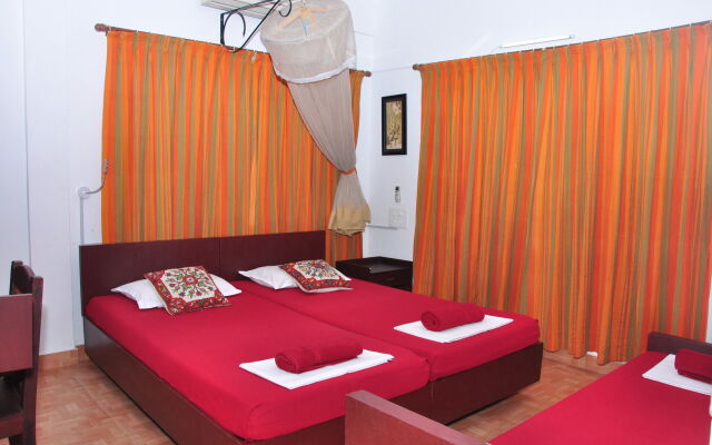 Reds Residency - Homestay