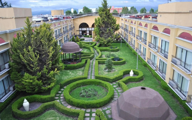 Courtyard by Marriott Toluca Airport