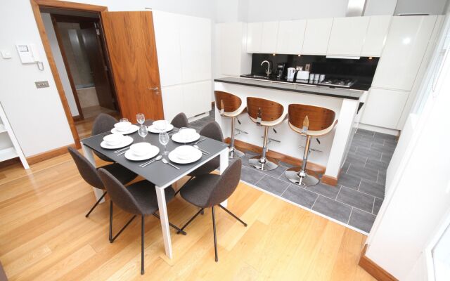 Luxury D'Olier Street Apartment