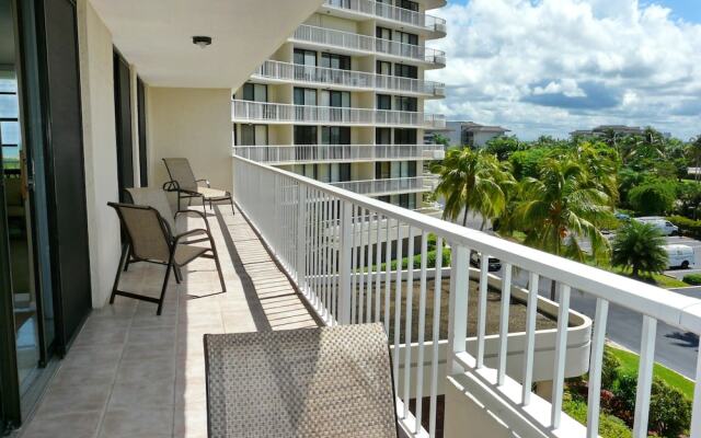 Front Unit Facing Beach With Wraparound Balcony