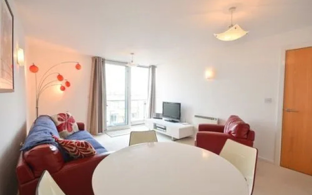 Town or Country - Endeavour & Sirocco