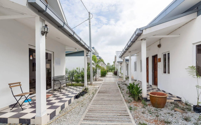 ZEN Rooms Chandek Kura