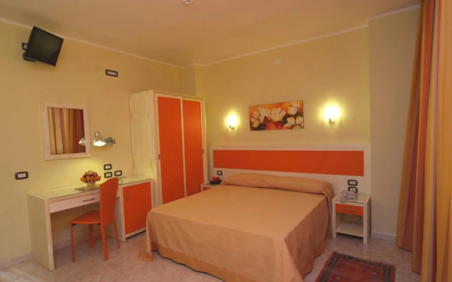 Hotel Cristal Eboli